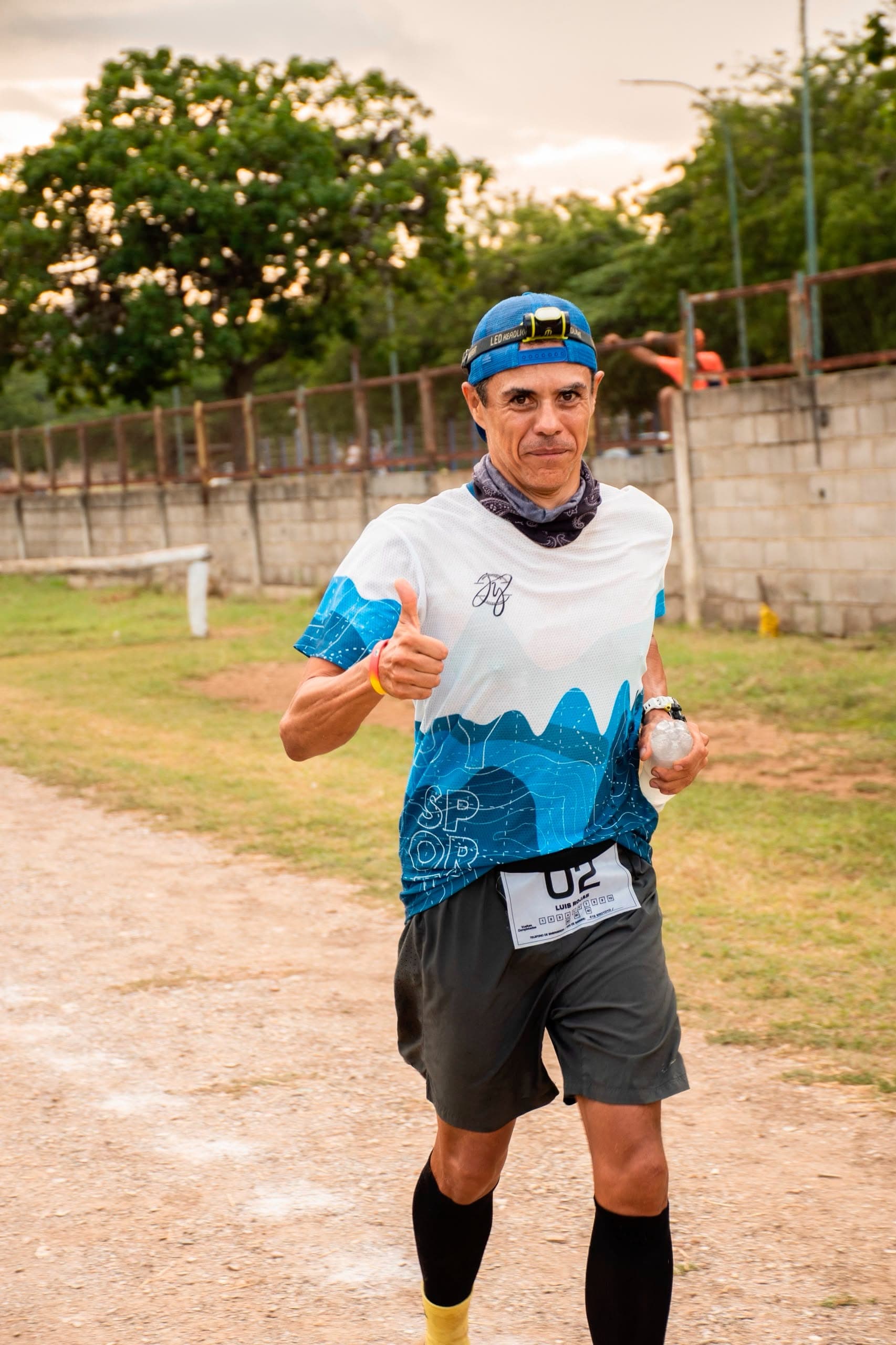 Última vuelta del día en el campamento